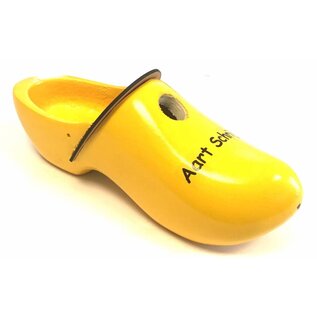 Birdhouse clog painted with text
