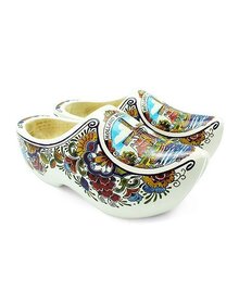 Wooden shoes poly windmill