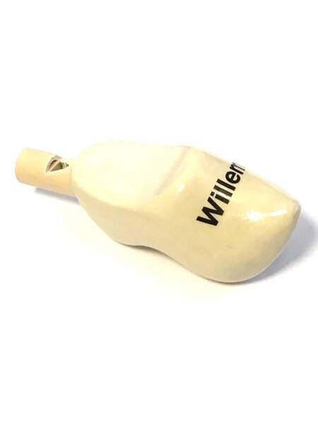 Clog whistles with text