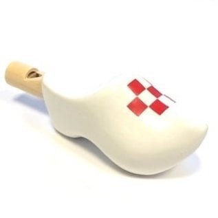 clog whistles with flag