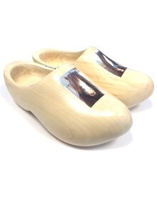 Holzschuhe mit deinem eigenen Pferd