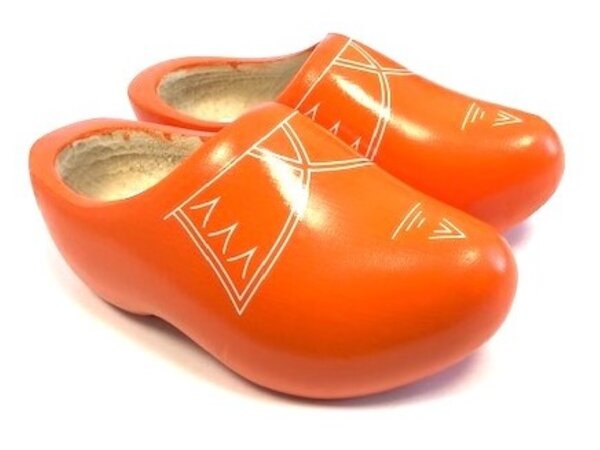 Orange Kinder Holzschuhe mit Zierleiste Orange Kinder Holzschuhe mit Zierleiste