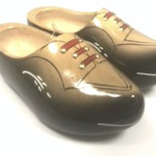 Robust wooden shoes black