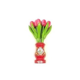 Rosa-weiße Tulpen aus Holz in einer roten Holzvase