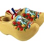 Transparent varnished souvenir clog