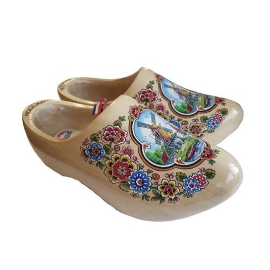 wooden shoes clogs