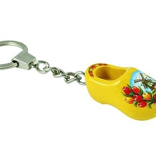 keychain with clog with text