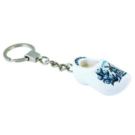 keychain with clog with text