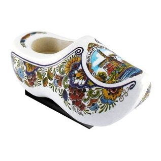 White magnet clog poly windmill
