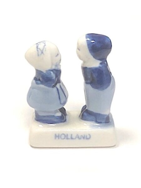 kissing couple delfts blue   4,5cm