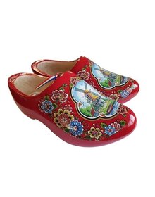 Red wooden shoes with Mill – Cool, Comfortable and 100% Dutch