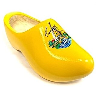 wooden shoe run as plant hanger / own image