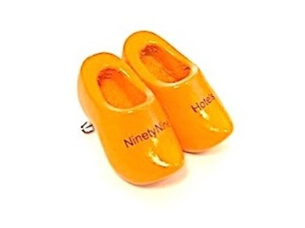 Brooch clogs with text