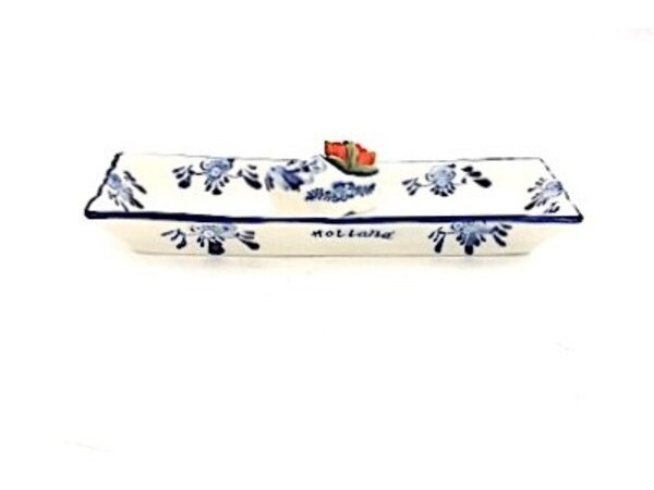 Delft blue dish with clog