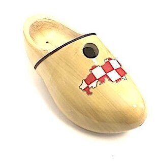 Birdhouse clog with flag