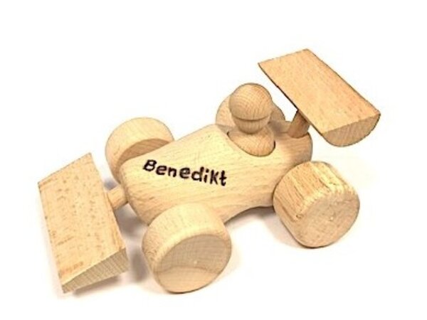 Spielzeug-Clog als Rennwagen mit Gravur ausgeführt