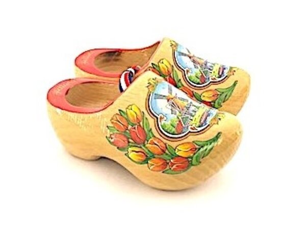 varnished souvenirs clogs 14 cm with tulip