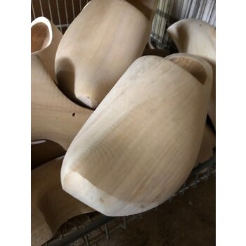 craft clogs pointed nose large