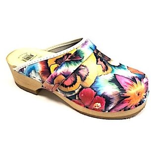 Ladies shoe clog flowers