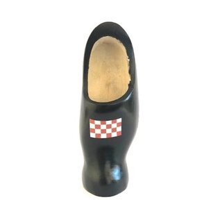 Desk clog on foot with flag