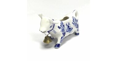 Delft blue cow