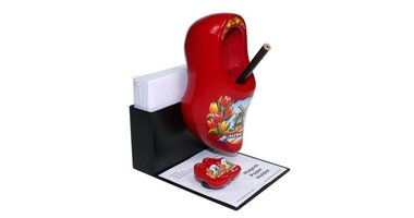 Desk accessories