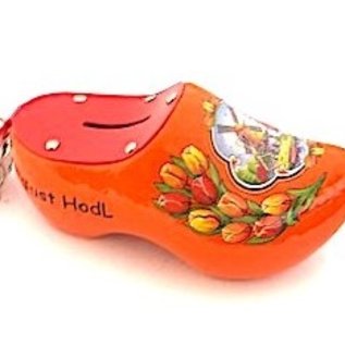 Moneybox clogs with text