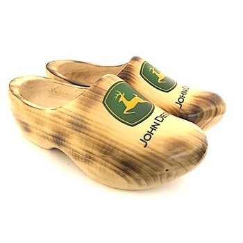 Flamed wooden shoes with logo