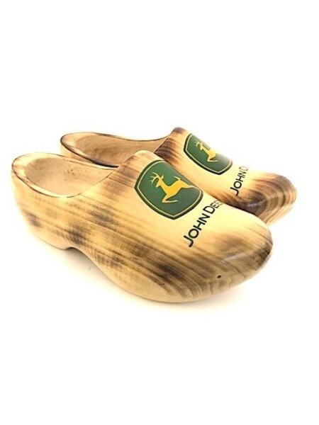Flamed wooden shoes with logo