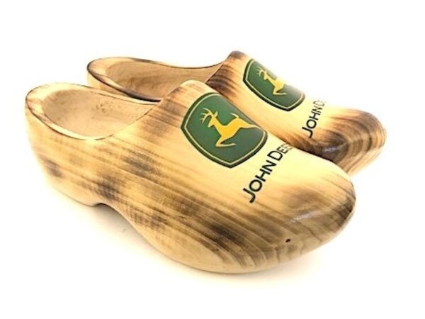 Flamed wooden shoes with logo