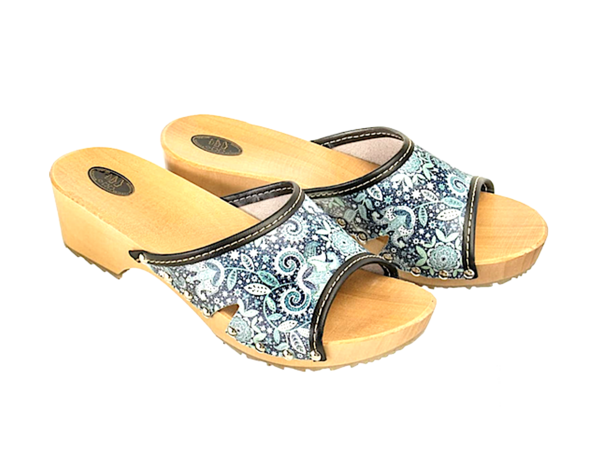 Houten sandalen met mozaiek