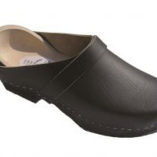 Skipper clogs black of a high quality