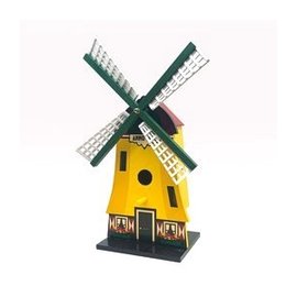 Vogelhuisje in de vorm van een molen