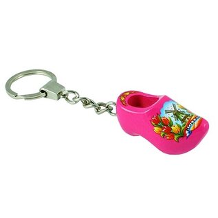 keychain with clog with text