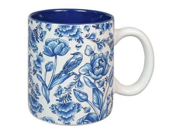 Mug with Delft blue tulips
