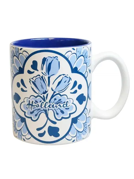 Mug with Delft blue flowers