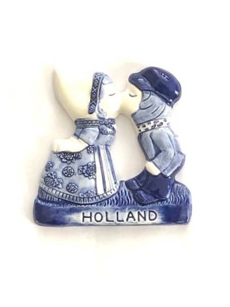 Magneet met kussend paartje