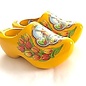 Gele souvenirs klompjes 14 cm met afbeelding molen en tulpen