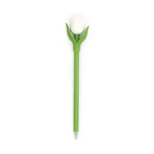 Weiße Tulpe aus Holz auf einem Kugelschreiber