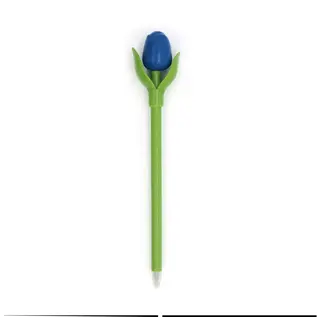 Blaue Tulpe aus Holz auf einem Kugelschreiber