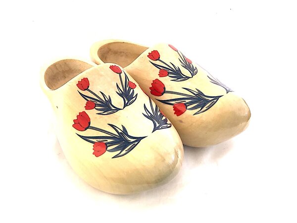 Nijhuis klompenfabriek Dutch clogs with tulips