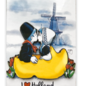 Kissing Couple on a Clog Magnet