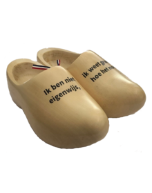 Wooden shoes with Text – Unique, Personalized and Authentic