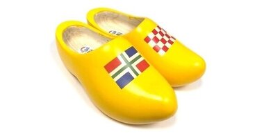 Wooden clogs with flag Wooden clogs with flag