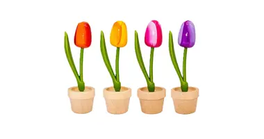 Houten tulp in een potje