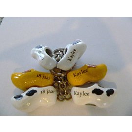 Clog keychain with text