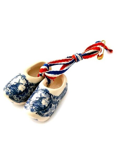 Brooch / corsage Clogs Delftware