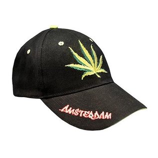 Cap with an image of weed