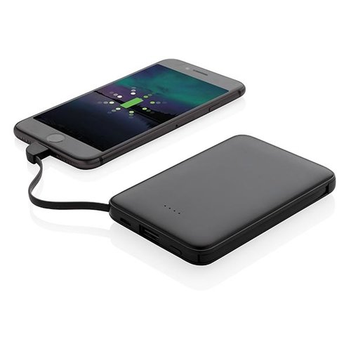 5.000 mAh zakformaat powerbank met geïntegreerde kabels P322.083