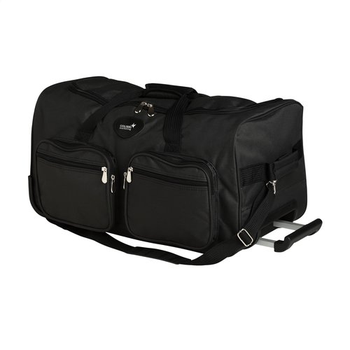 <p>Wil je een <strong>Milaan trolleytas bedrukken met logo</strong>? De 268126 is een ruime zachte trolleytas van duotone 600D polyester met circa 31,5 liter inhoud. Het grote hoofdvak, vier ritsvakken aan de voorzijde, twee wielen en de uitschuifbare handgreep maken dit model praktisch voor zakelijke trips, weekendjes weg en personeelsreizen.</p> <p> </p> <h2>31,5 liter voor korte reizen en overnachtingen</h2> <p>Met circa 31,5 liter inhoud biedt de Milaan ruimte voor kleding, schoenen en andere persoonlijke reisbenodigdheden voor een korte reis of zakelijke overnachting.</p> <p>De afmetingen van 57 x 30 x 30 cm maken dit een relatief ruime zachte trolley. Wil je de tas meenemen als handbagage in het vliegtuig, controleer dan altijd vooraf de actuele afmetingen en gewichtsregels van de luchtvaartmaatschappij.</p> <p> </p> <h2>Groot hoofdvak met vier ritsvakken</h2> <p>Het ruime hoofdcompartiment biedt plaats aan de grotere bagage. Aan de voorzijde zitten daarnaast vier aparte vakken m